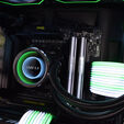 Computador King Mod Gamer-PC HYTE Ryzen 7 9800X3D 32GB DDR5 2TB RTX 5080 WiFi W11 V2 image number null
